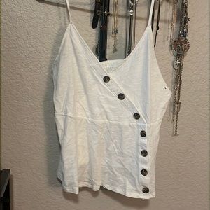 NWT AE button tank